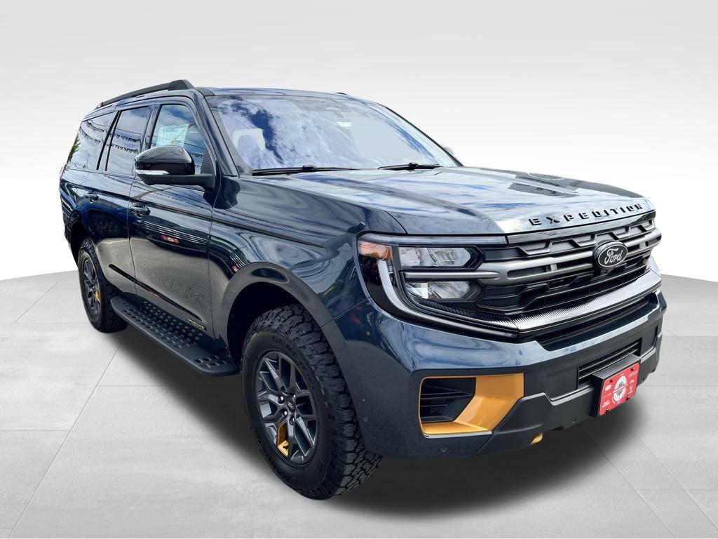 new 2025 Ford Expedition car, priced at $83,520