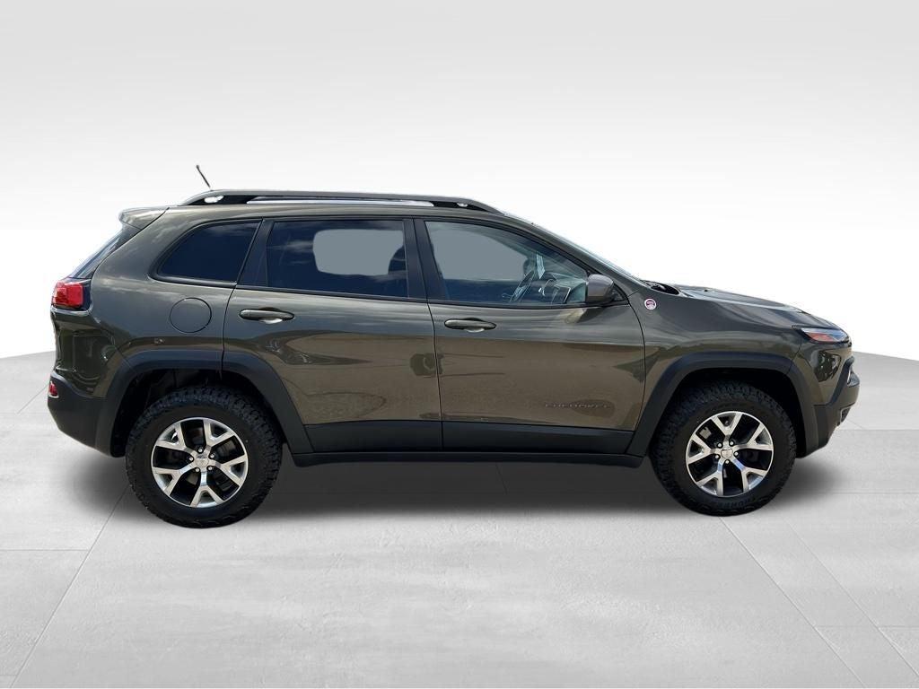 used 2014 Jeep Cherokee car, priced at $10,490