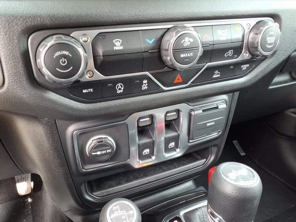 new 2026 Jeep Wrangler car, priced at $36,672