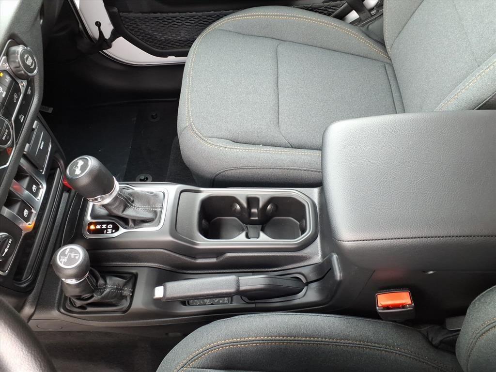 new 2026 Jeep Wrangler car, priced at $36,672