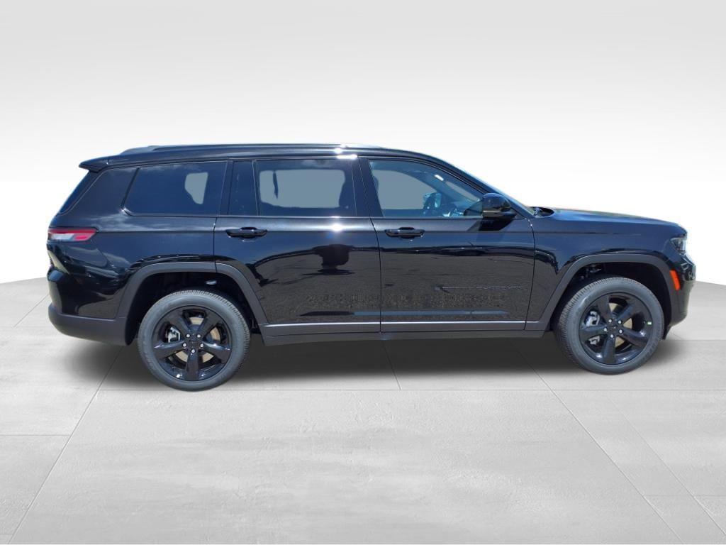 new 2025 Jeep Grand Cherokee L car, priced at $49,468