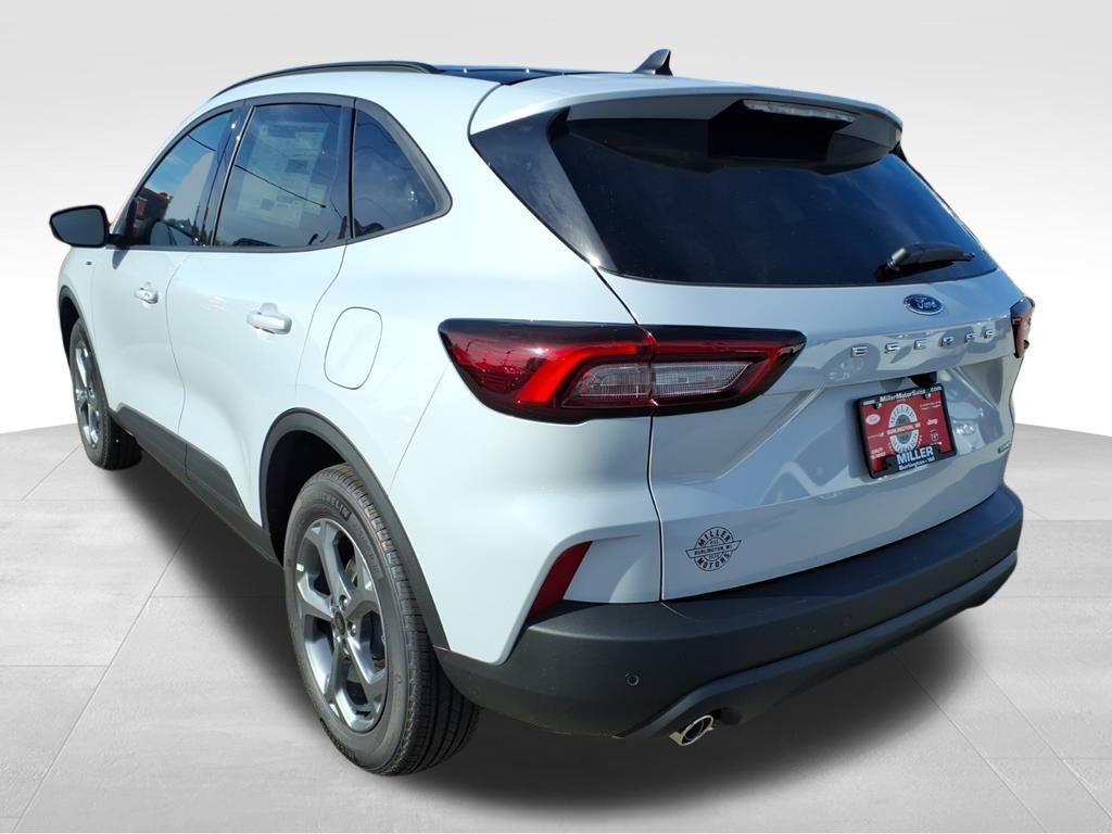new 2025 Ford Escape car, priced at $30,517