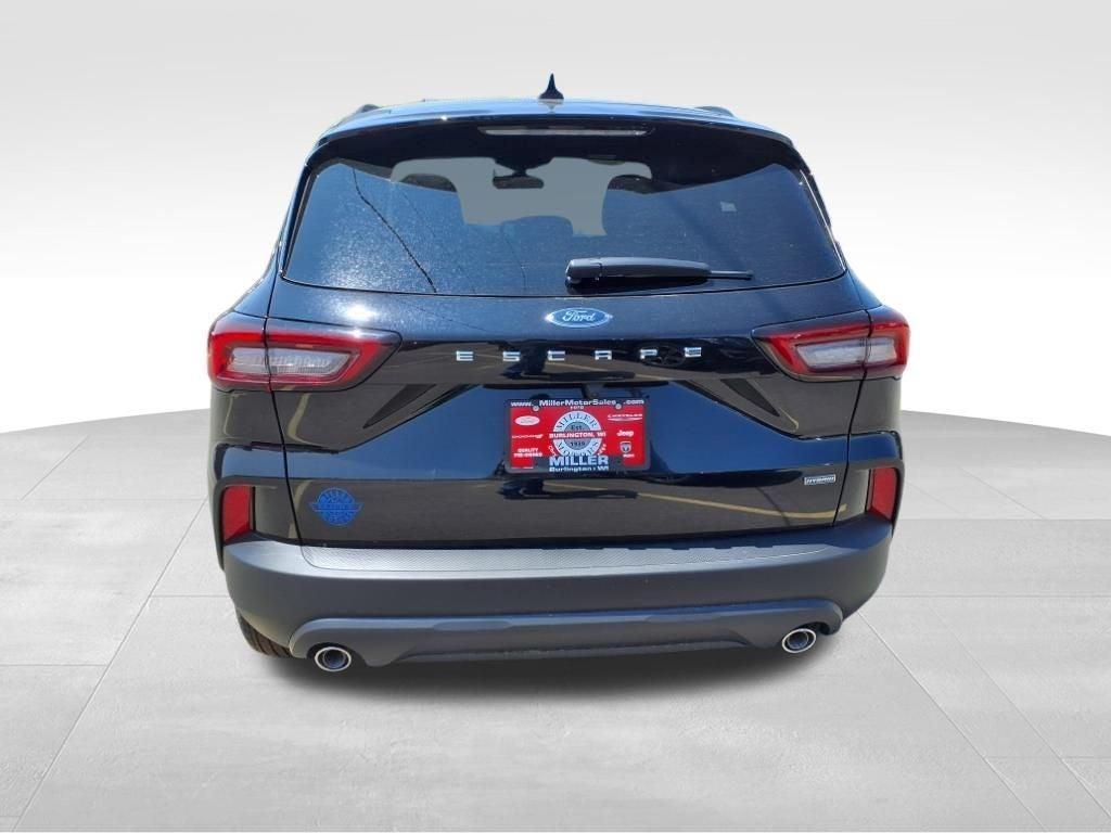 new 2025 Ford Escape car, priced at $29,898