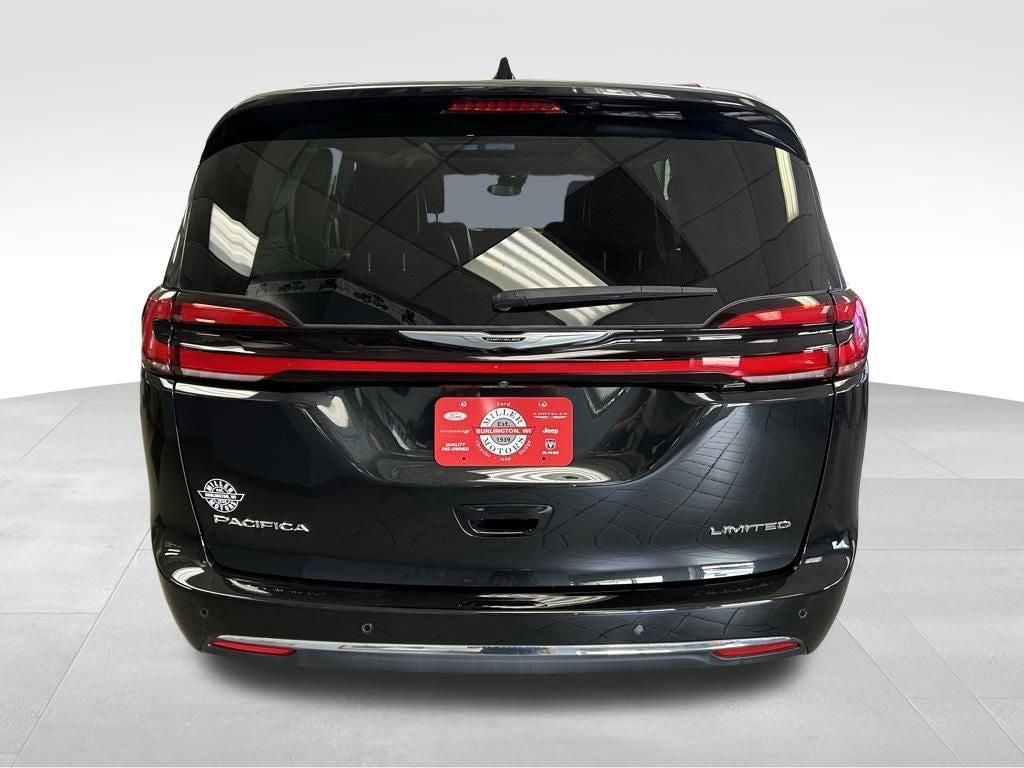 used 2023 Chrysler Pacifica car, priced at $39,990