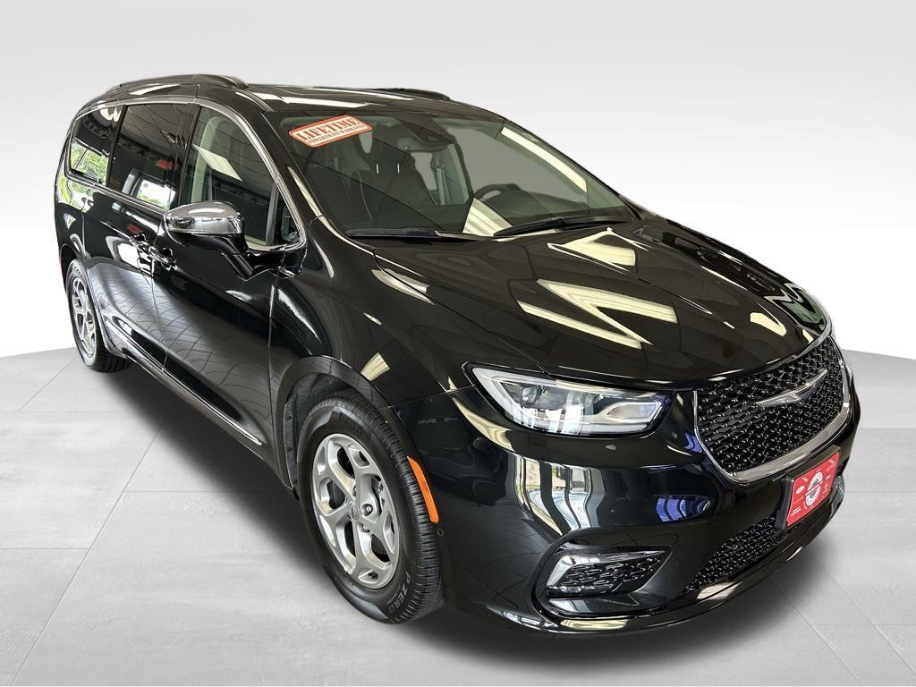 used 2023 Chrysler Pacifica car, priced at $43,495