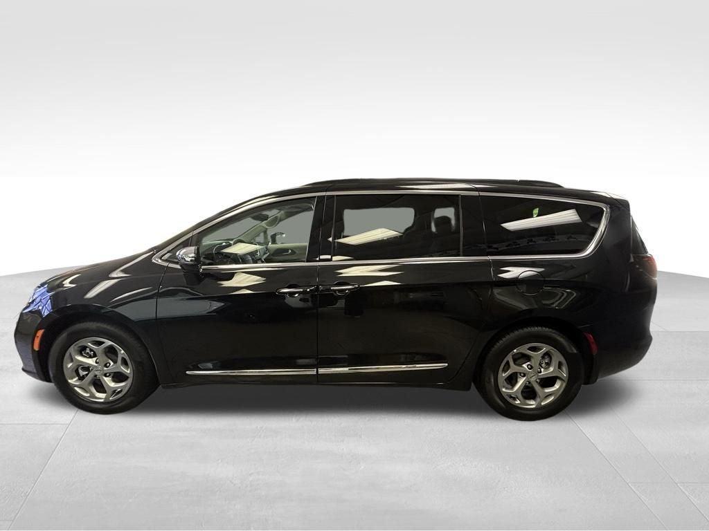 used 2023 Chrysler Pacifica car, priced at $39,990