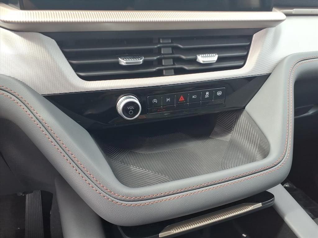 new 2025 Ford Explorer car, priced at $47,688