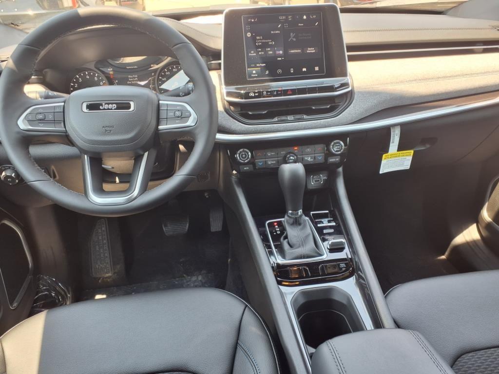 new 2025 Jeep Compass car, priced at $31,560