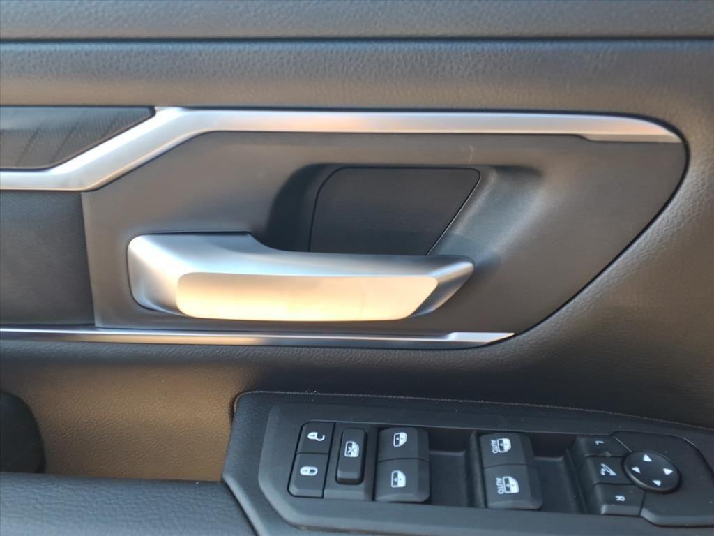 new 2025 Ram 1500 car, priced at $52,046