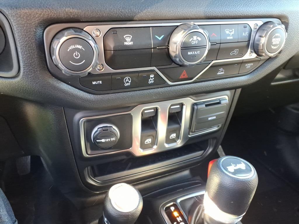 new 2026 Jeep Wrangler car, priced at $37,167