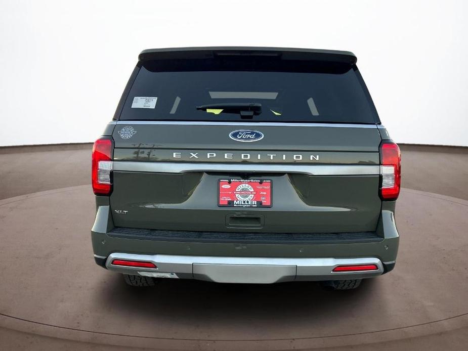 new 2024 Ford Expedition car, priced at $65,134