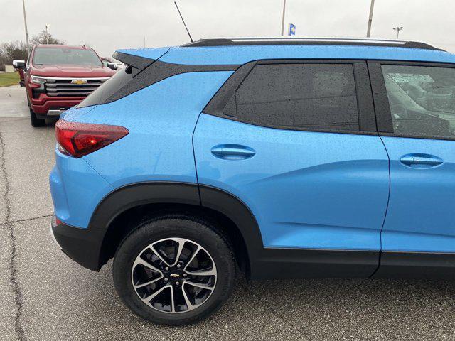 new 2025 Chevrolet TrailBlazer car, priced at $29,030