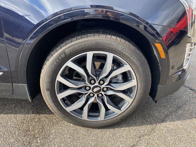 used 2021 Cadillac XT5 car, priced at $32,000