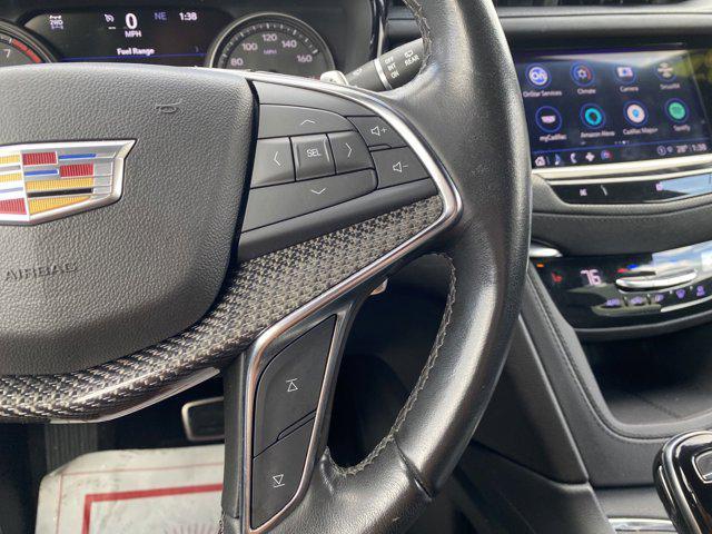 used 2021 Cadillac XT5 car, priced at $32,000