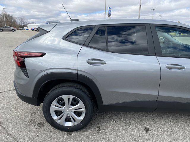 new 2025 Chevrolet Trax car, priced at $21,710