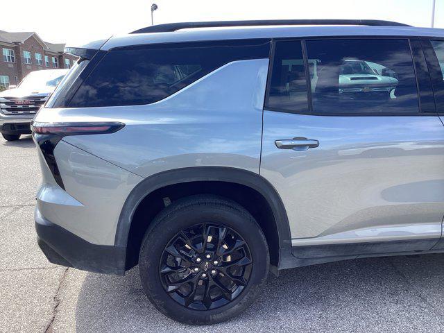 used 2024 Chevrolet Traverse car, priced at $36,142