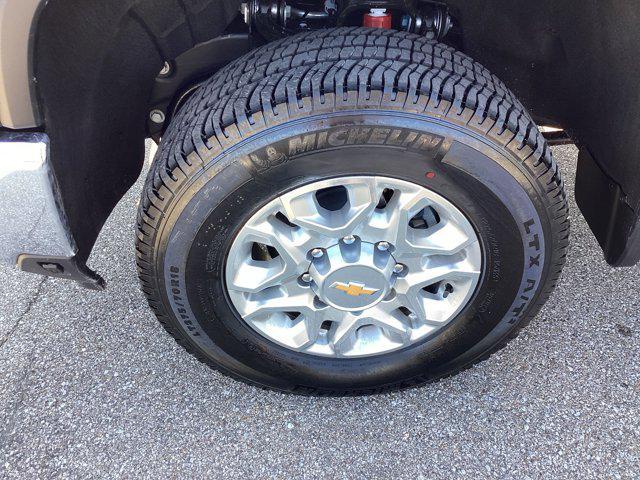 new 2025 Chevrolet Silverado 2500 car, priced at $71,942