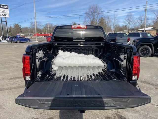 new 2025 Chevrolet Colorado car, priced at $33,435