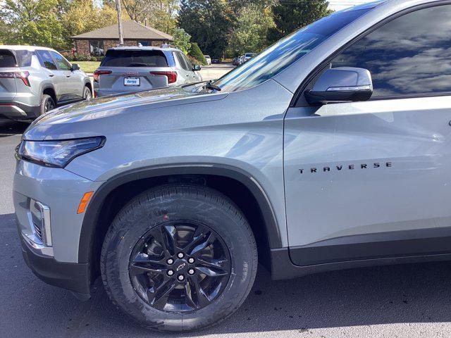 used 2023 Chevrolet Traverse car, priced at $29,782