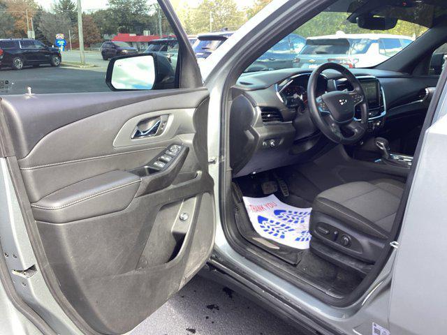 used 2023 Chevrolet Traverse car, priced at $29,782