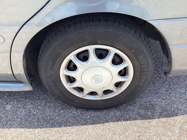 used 2004 Buick LeSabre car, priced at $3,500