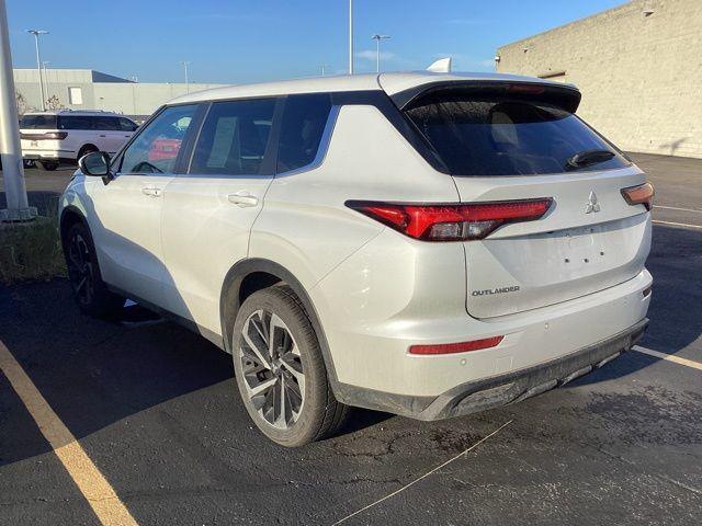 used 2022 Mitsubishi Outlander car, priced at $19,990