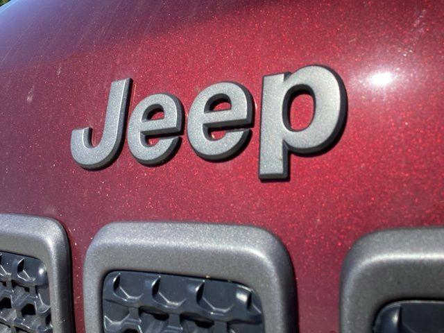 used 2019 Jeep Cherokee car, priced at $18,490