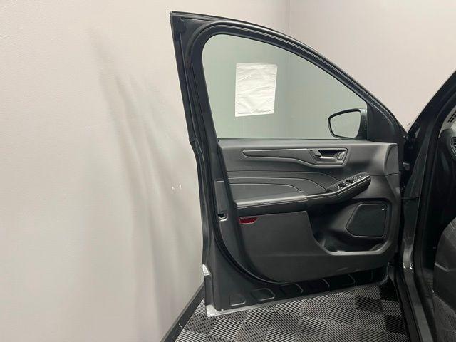 new 2025 Ford Escape car, priced at $28,566