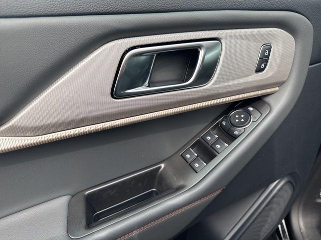 new 2025 Ford Explorer car, priced at $46,746