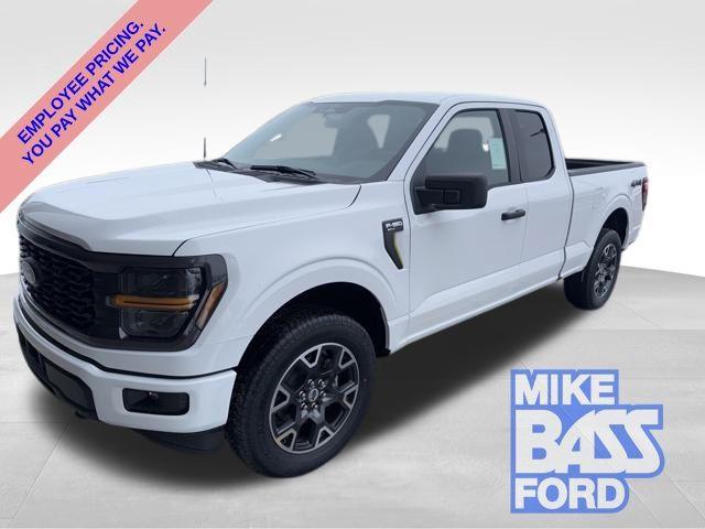 new 2025 Ford F-150 car, priced at $46,072