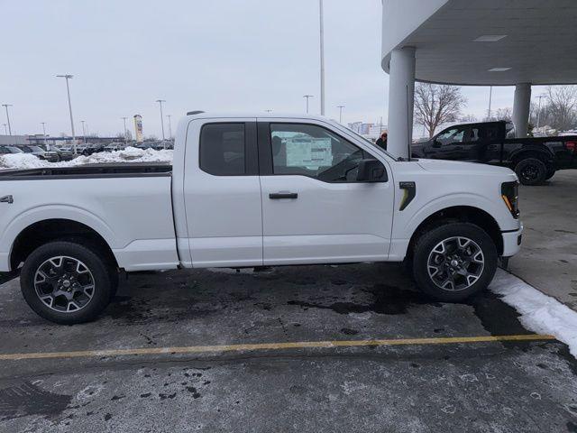 new 2025 Ford F-150 car, priced at $46,072