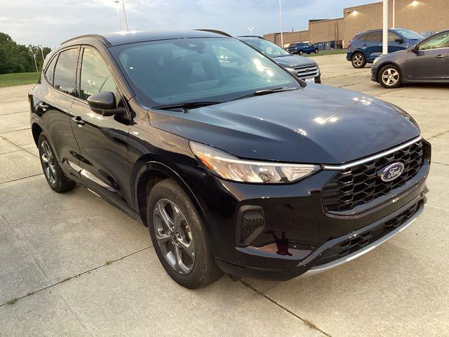 used 2023 Ford Escape car, priced at $22,600