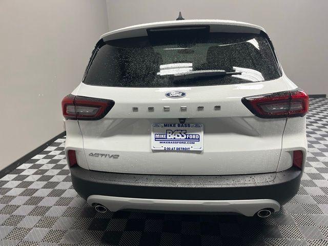 new 2025 Ford Escape car, priced at $26,990