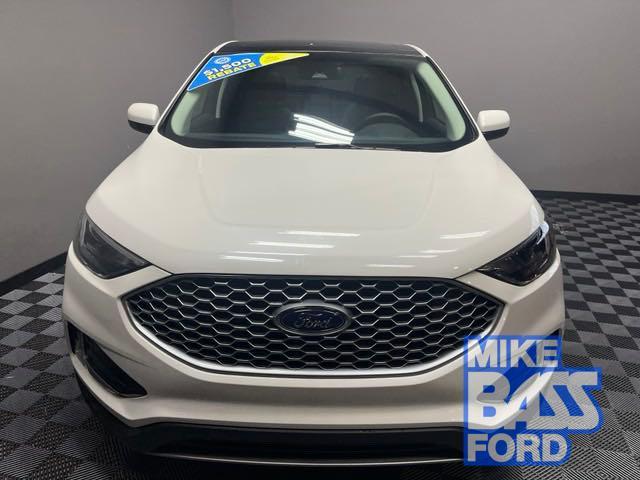 new 2024 Ford Edge car, priced at $43,145