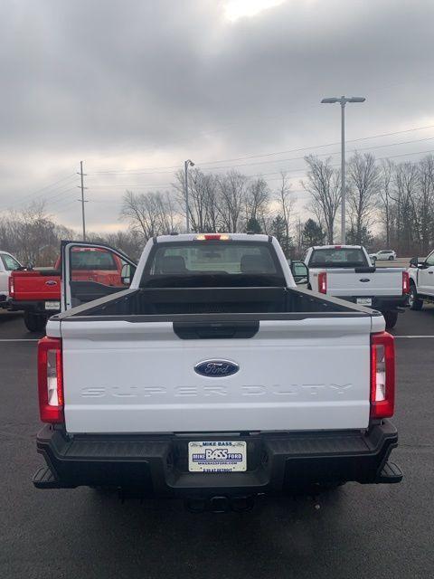 new 2024 Ford F-350 car, priced at $58,313