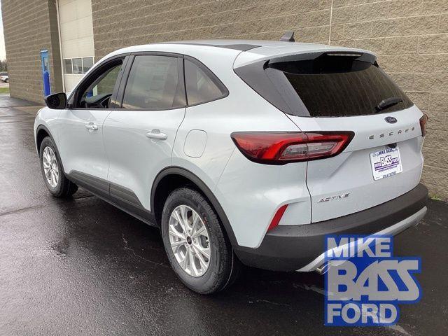new 2025 Ford Escape car, priced at $26,990