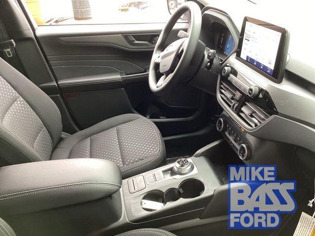 new 2025 Ford Escape car, priced at $26,990