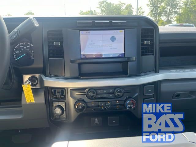 new 2024 Ford F-350 car, priced at $47,025