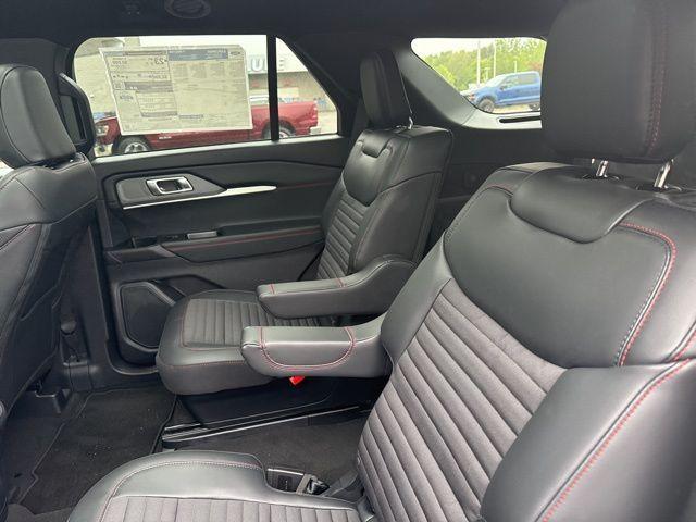 new 2025 Ford Explorer car, priced at $48,683