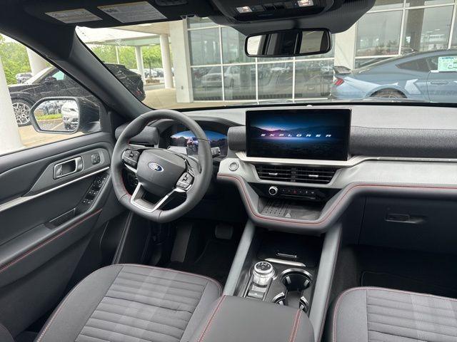 new 2025 Ford Explorer car, priced at $48,683