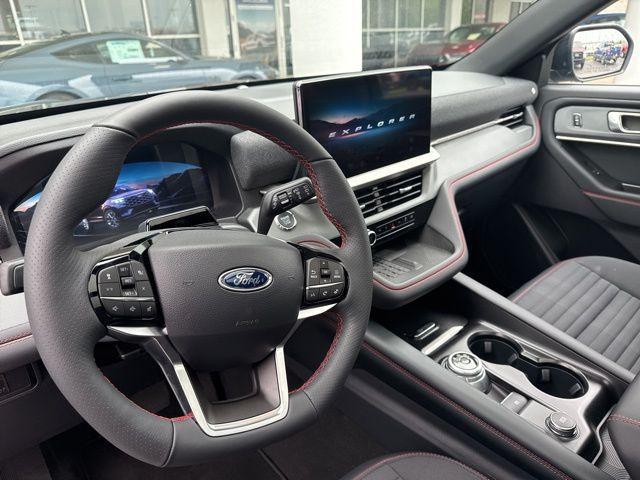 new 2025 Ford Explorer car, priced at $48,683