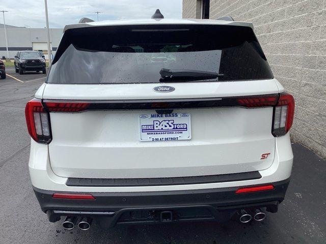 new 2025 Ford Explorer car, priced at $58,435