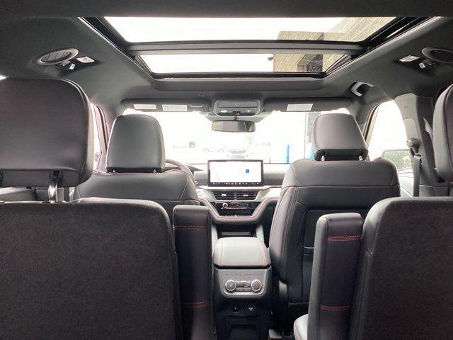 new 2025 Ford Explorer car, priced at $58,435