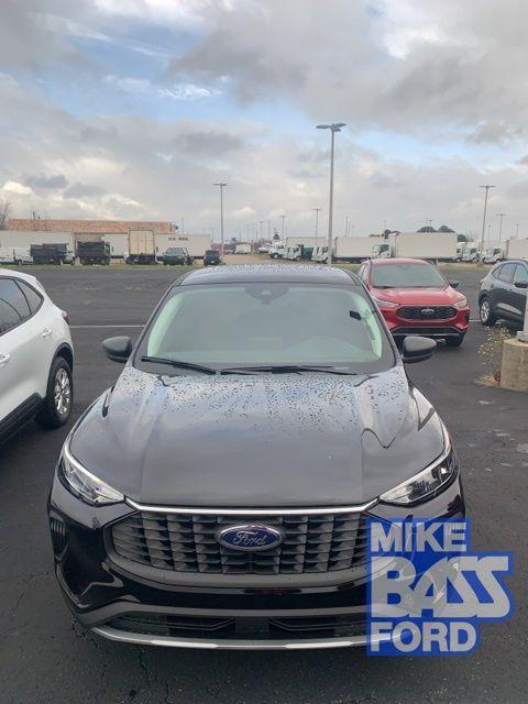 new 2025 Ford Escape car, priced at $31,460