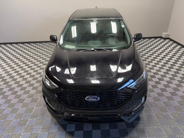 used 2024 Ford Edge car, priced at $28,990