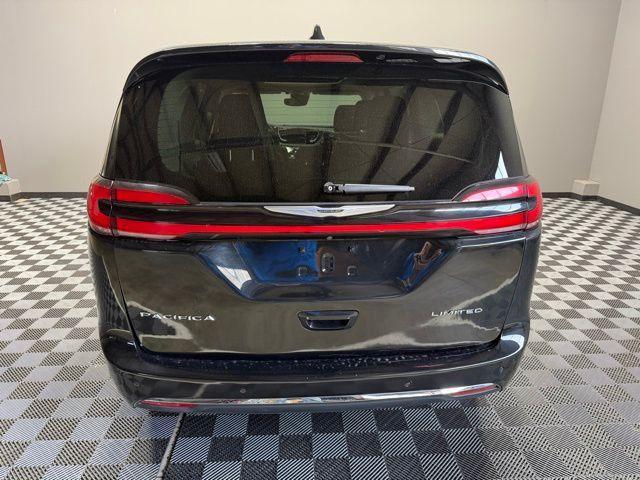 used 2024 Chrysler Pacifica car, priced at $34,990