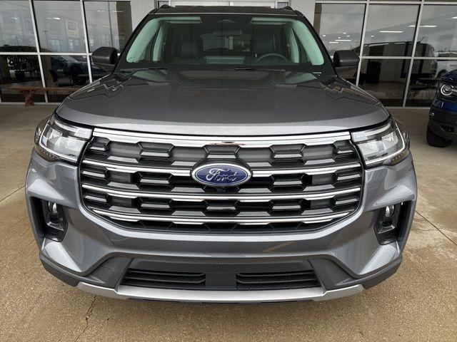 new 2025 Ford Explorer car