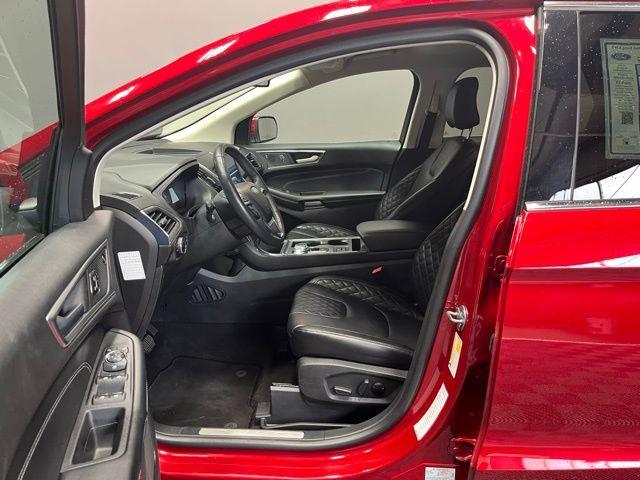 used 2024 Ford Edge car, priced at $29,990