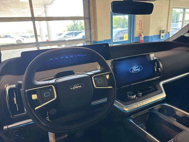 new 2025 Ford Expedition Max car, priced at $86,025