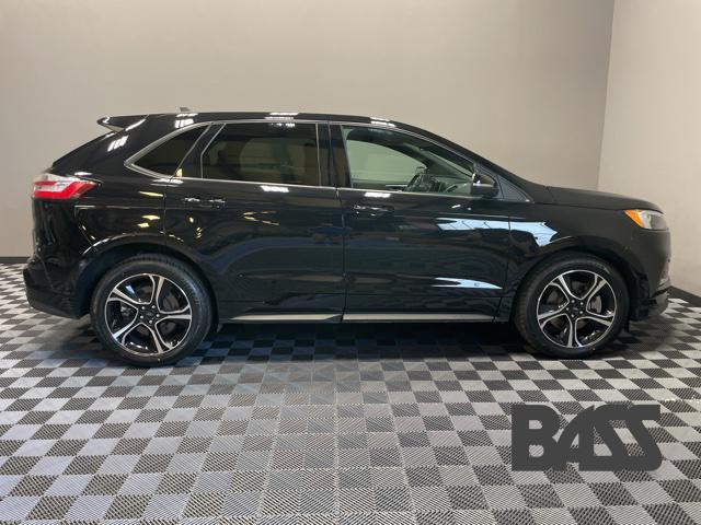 used 2022 Ford Edge car, priced at $31,990